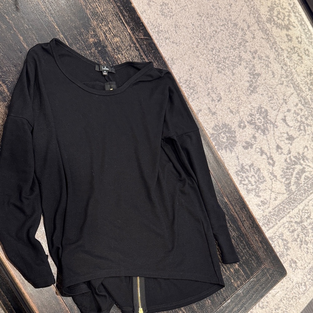 Lulu's Black Long Sleeve Top